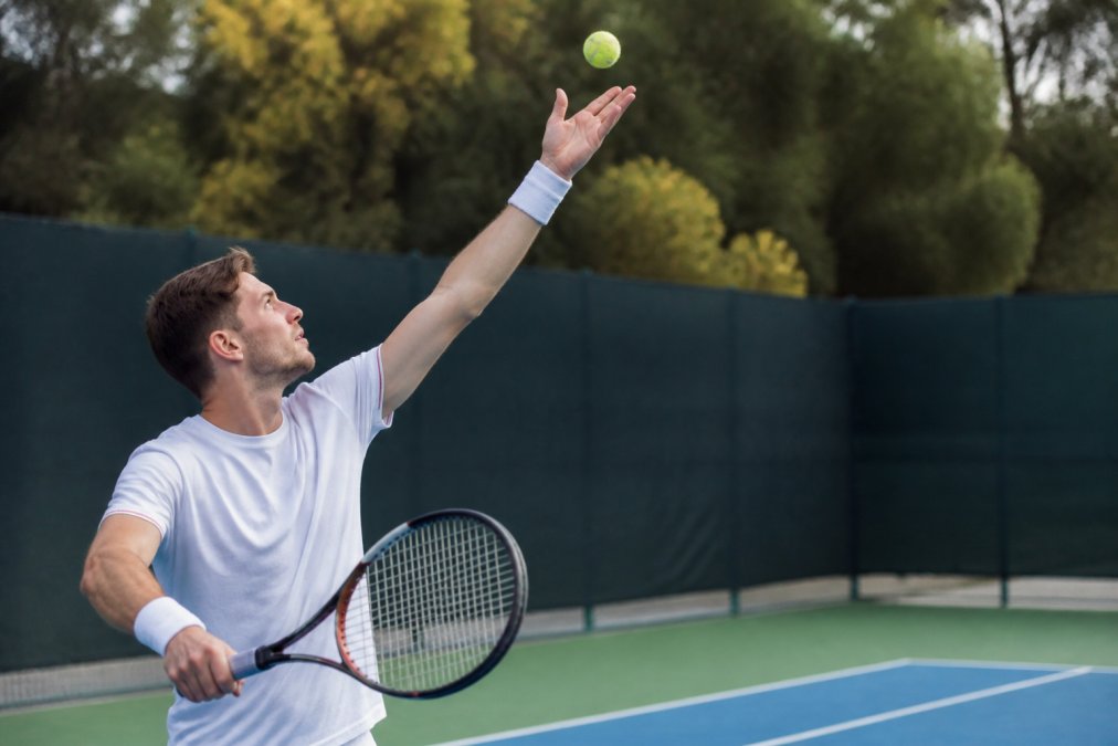 How to Improve Tennis Serve Ball Toss: 7 Fixes